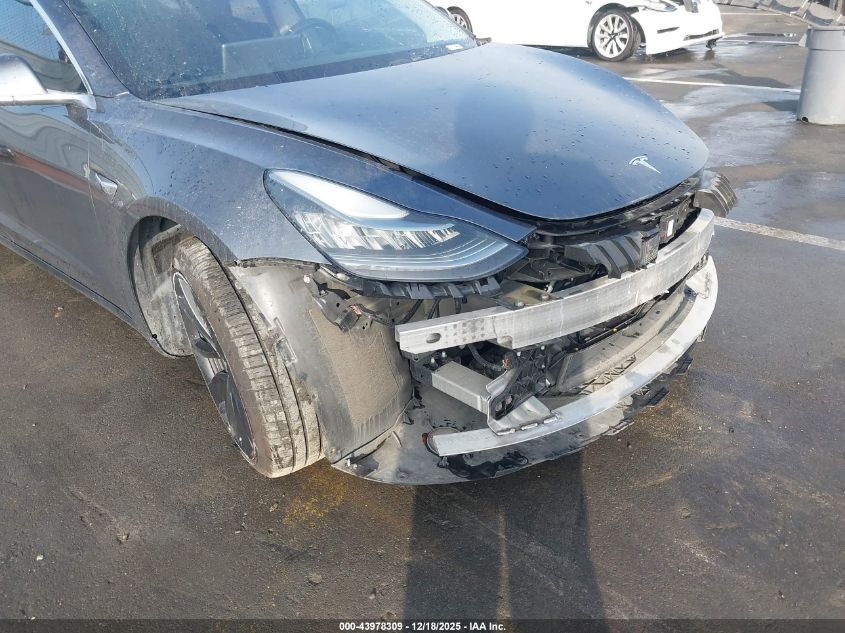 2018 Tesla Model 3 Long Range/Mid Range VIN: 5YJ3E1EA3JF019909 Lot: 43978309