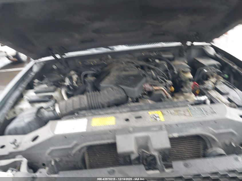 2005 Ford Explorer Sport Trac Adrenalin/Xls/Xlt VIN: 1FMZU67K25UA52537 Lot: 43978315