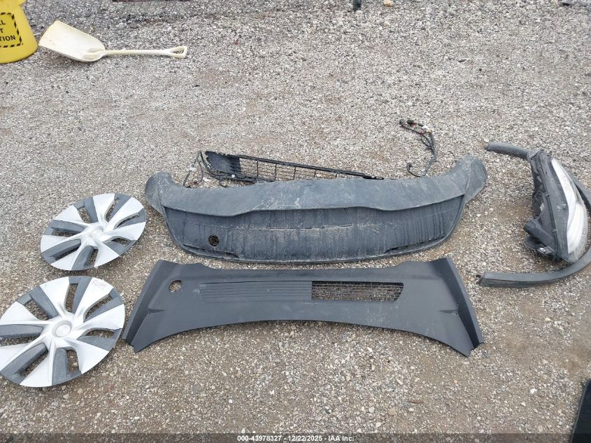 2020 Tesla Model Y Long Range Dual Motor All-Wheel Drive VIN: 5YJYGDEE1LF047456 Lot: 43978327