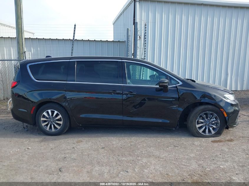 2025 Chrysler Pacifica Hybrid Select VIN: 2C4RC1S77SR565661 Lot: 43978353