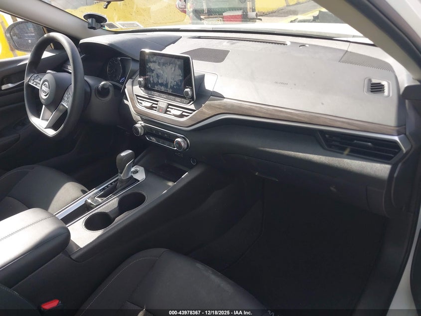 2025 Nissan Altima Sv Fwd