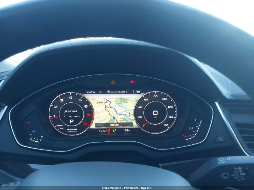 2018 Audi Q5 2.0T Premium/2.0T Tech Premium VIN: WA1BNAFY4J2237636 Lot: 43978398