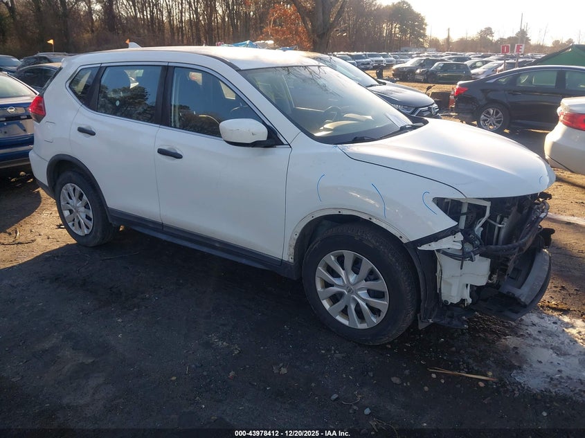 KNMAT2MT4HP560697 2017 Nissan Rogue S auction photo 1