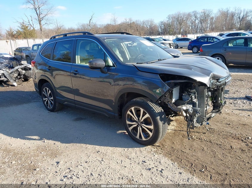 JF2SKANC1NH443604 2022 Subaru Forester Limited auction photo 1