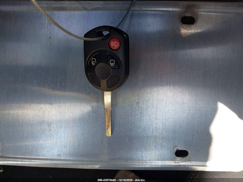 2016 Ford Escape Se VIN: 1FMCU9GX6GUB61556 Lot: 43978440