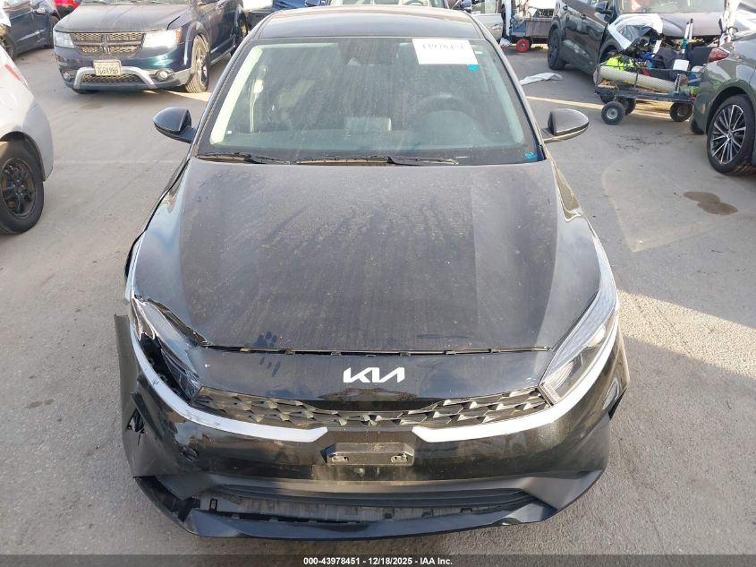2023 Kia Forte Lxs VIN: 3KPF24AD7PE603414 Lot: 43978451