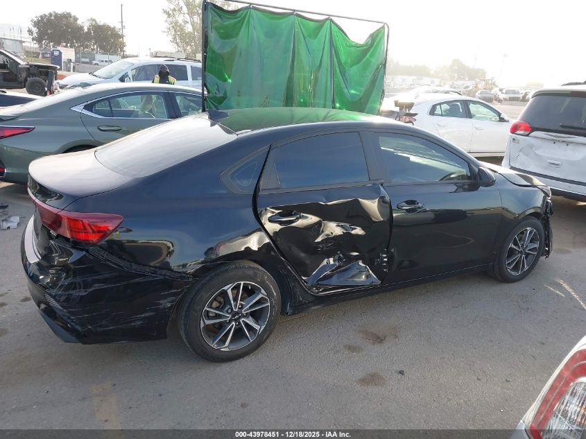 2023 Kia Forte Lxs VIN: 3KPF24AD7PE603414 Lot: 43978451