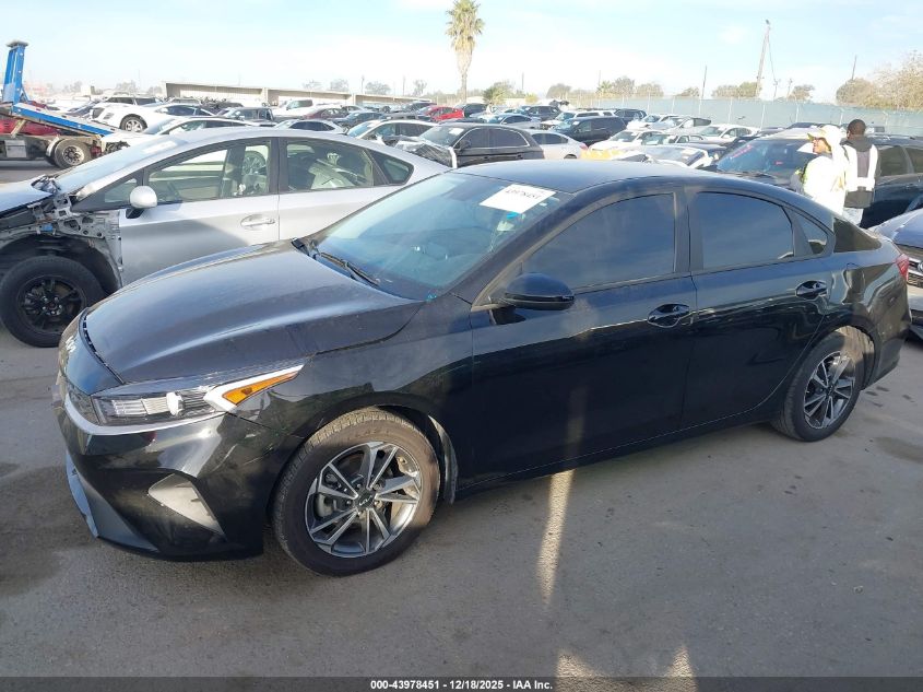 2023 Kia Forte Lxs VIN: 3KPF24AD7PE603414 Lot: 43978451