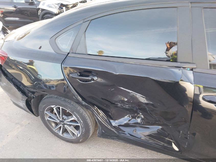 2023 Kia Forte Lxs VIN: 3KPF24AD7PE603414 Lot: 43978451