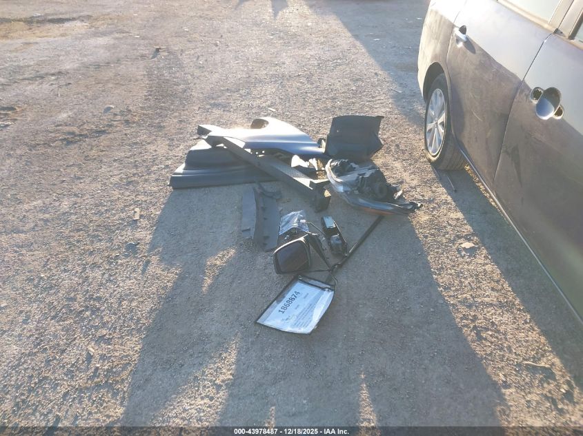 2018 Nissan Versa 1.6 Sv VIN: 3N1CN7APXJL809077 Lot: 43978487