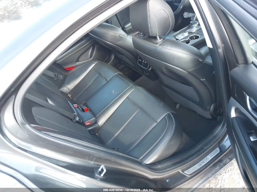 2022 Genesis G70 2.0T Rwd VIN: KMTG34TA6NU099538 Lot: 43978534