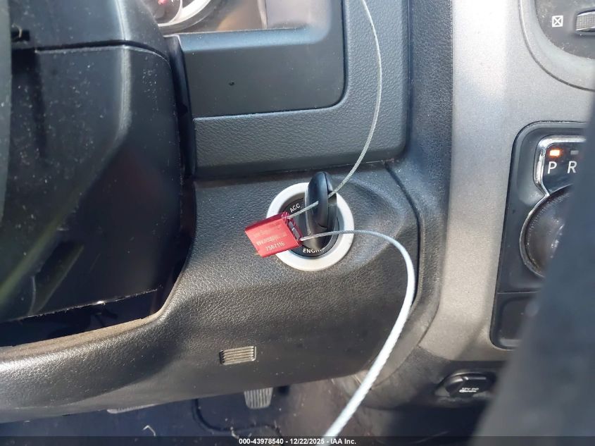 2017 Ram 1500 Express 4X2 6'4 Box VIN: 1C6RR6FT9HS817962 Lot: 43978540