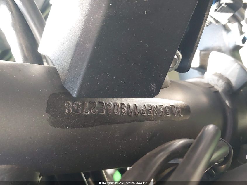 2025 Kawasaki Ex650 P VIN: ML5EXEP11SDAE2758 Lot: 43978591