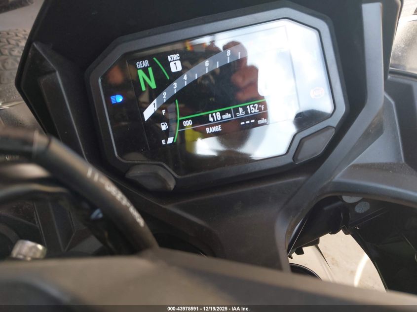 2025 Kawasaki Ex650 P VIN: ML5EXEP11SDAE2758 Lot: 43978591