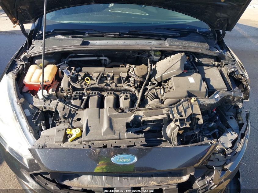 2015 Ford Focus Titanium VIN: 1FADP3J28FL362590 Lot: 43978595