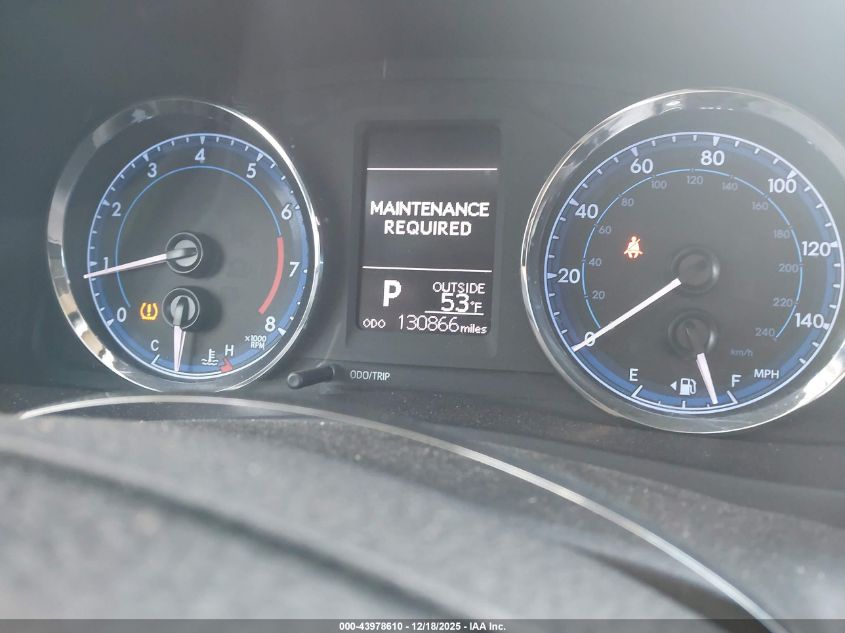 2017 Toyota Corolla Le VIN: 5YFBURHE2HP717521 Lot: 43978610