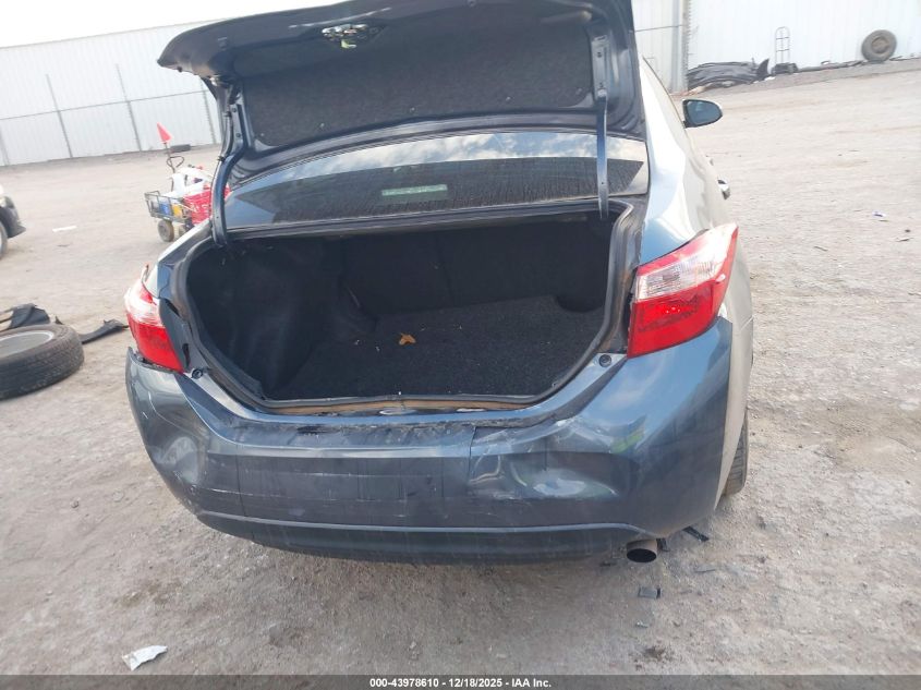 2017 Toyota Corolla Le VIN: 5YFBURHE2HP717521 Lot: 43978610