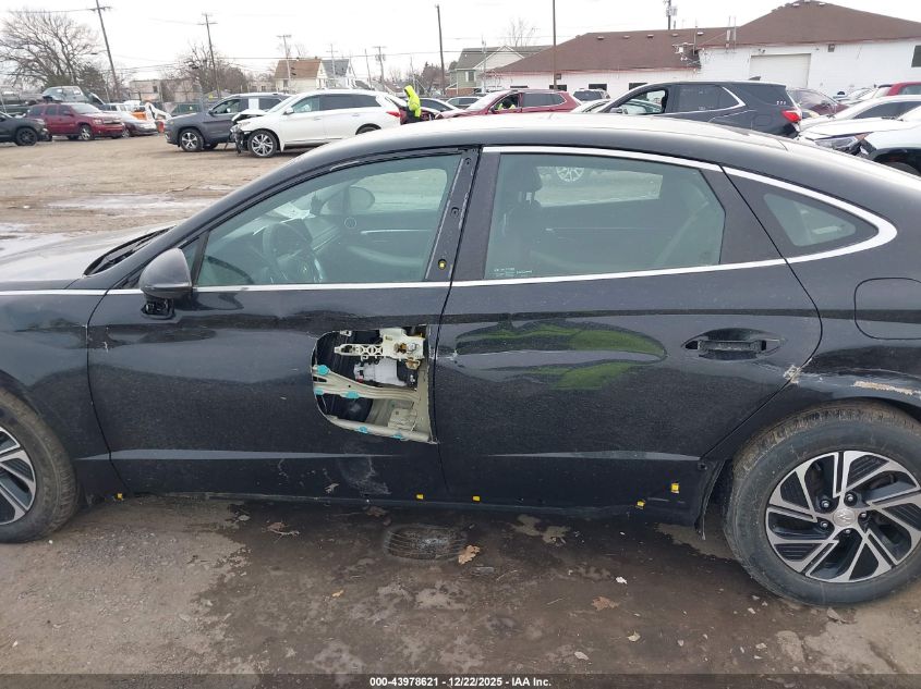 2021 Hyundai Sonata Blue VIN: KMHL24JJ0MA029354 Lot: 43978621