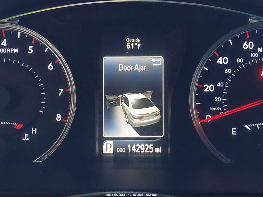 2017 Toyota Camry Se VIN: 4T1BF1FK1HU650929 Lot: 43978654