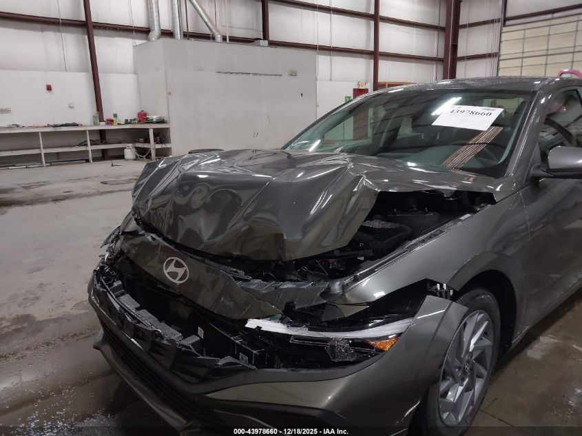 2025 Hyundai Elantra Hybrid Blue VIN: KMHLM4DJ0SU170104 Lot: 43978660