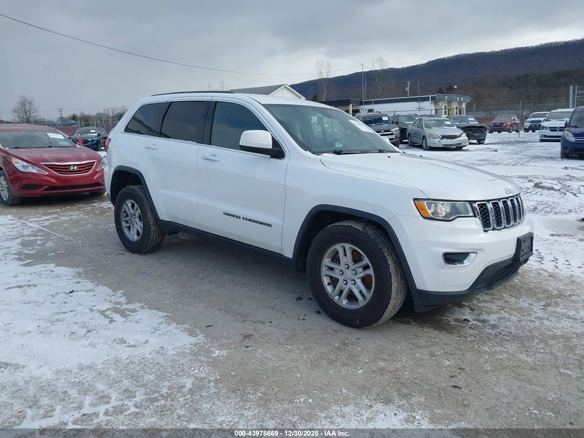 2020 Jeep Grand Cherokee Laredo 4X4
