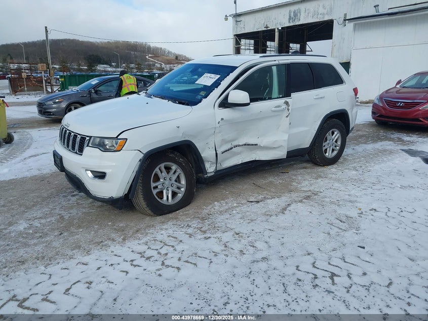 2020 Jeep Grand Cherokee Laredo 4X4