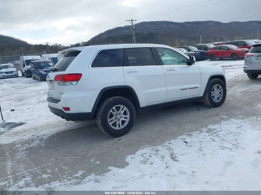 2020 Jeep Grand Cherokee Laredo 4X4