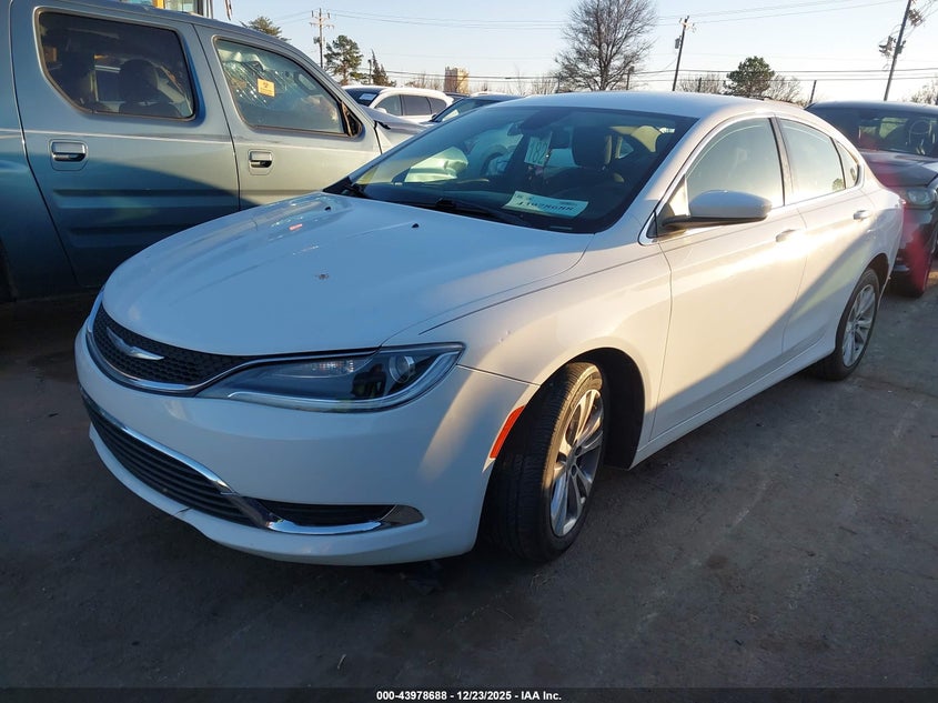 2015 Chrysler 200 Limited