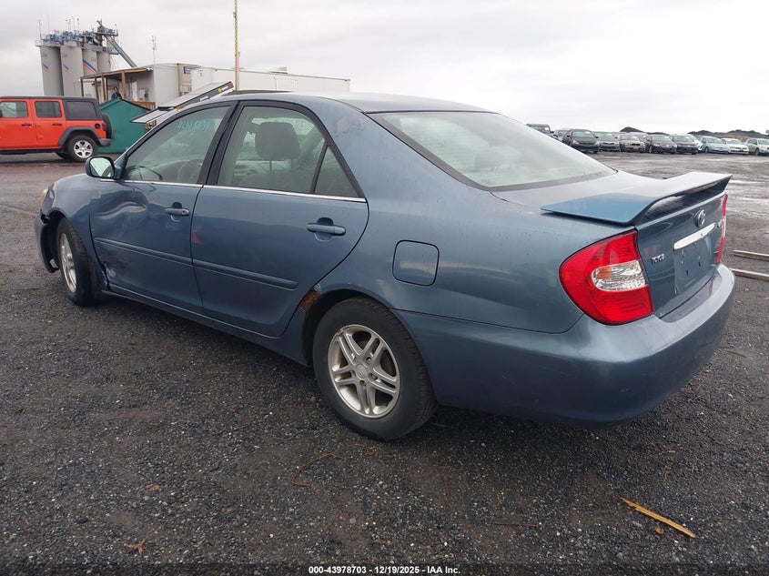 2003 Toyota Camry Le