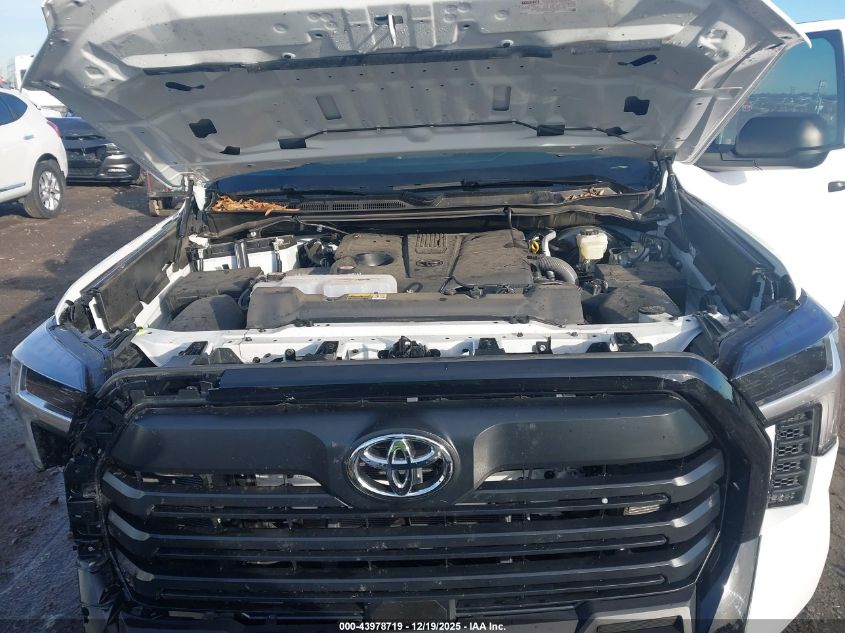 2025 Toyota Tundra Sr VIN: 5TFKB5DA7SX285986 Lot: 43978719