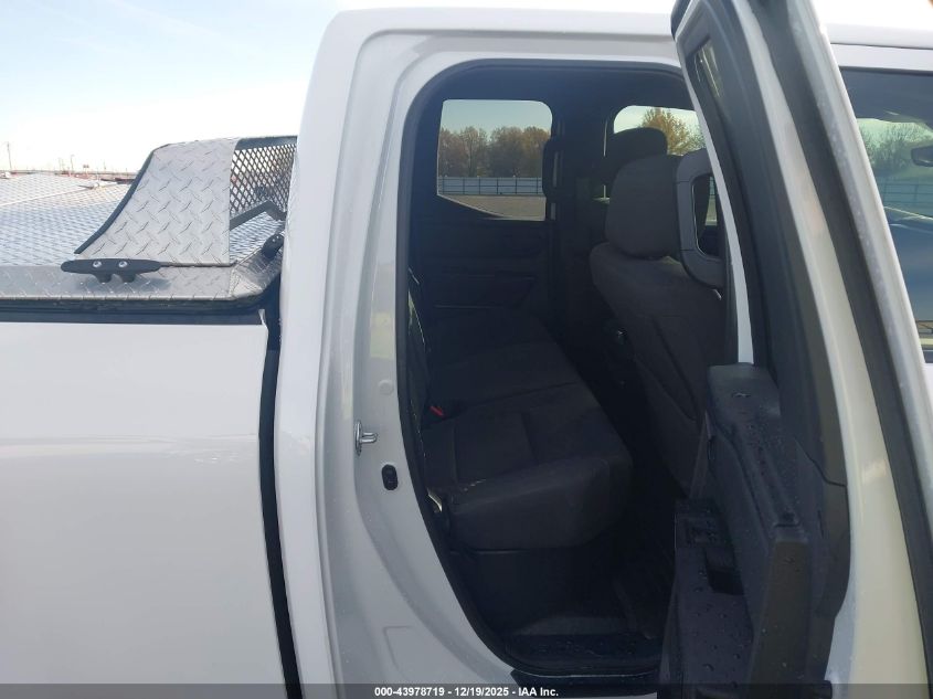 2025 Toyota Tundra Sr VIN: 5TFKB5DA7SX285986 Lot: 43978719