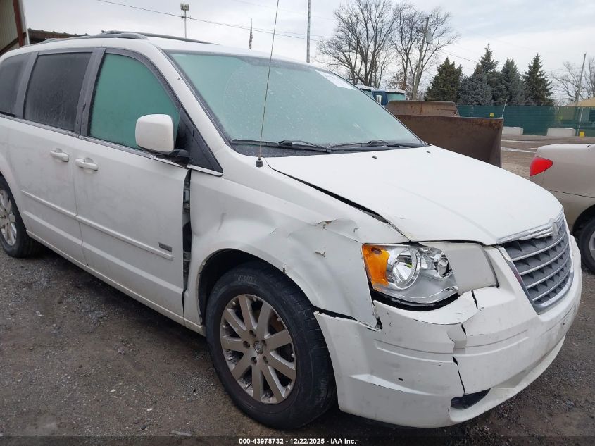 2008 Chrysler Town & Country Touring VIN: 2A8HR54P58R838435 Lot: 43978732