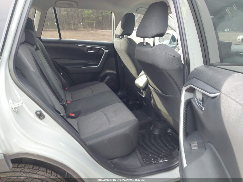 2021 Toyota Rav4 Xle VIN: 2T3W1RFV9MC088743 Lot: 43978746