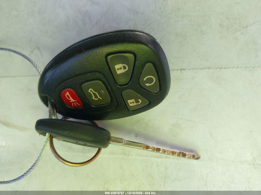 2013 Chevrolet Suburban 1500 Lt VIN: 1GNSCJE05DR269960 Lot: 43978757