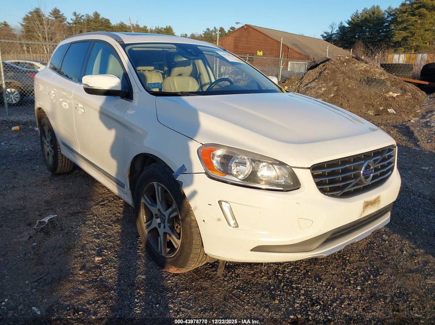 YV4902RC0F2590405 2015 Volvo Xc60 T6 Premier Plus auction photo 1