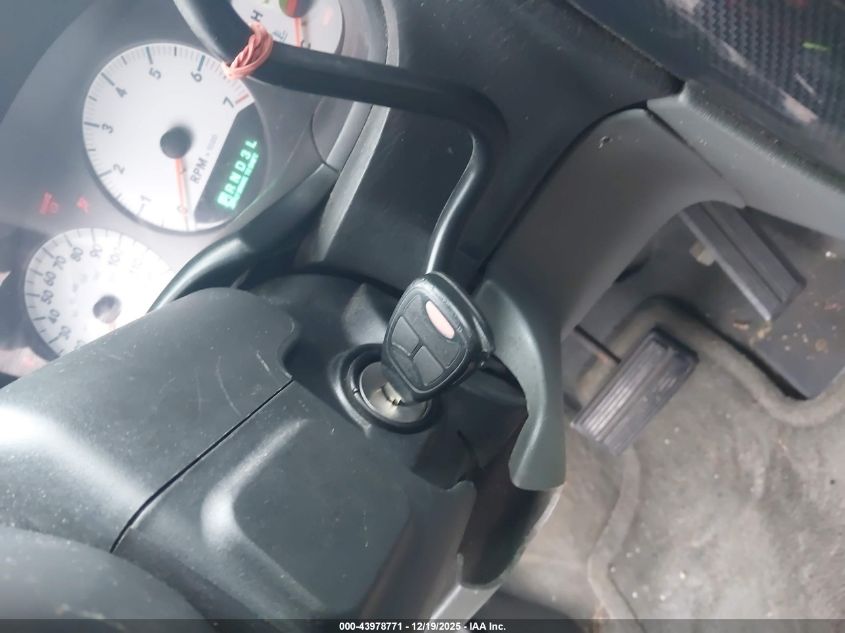 2005 Dodge Caravan Sxt VIN: 1D4GP45R65B253105 Lot: 43978771