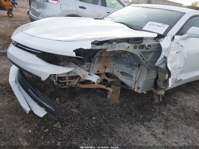 2017 Chevrolet Camaro 2Lt VIN: 1G1FD1RX8H0149152 Lot: 43978812