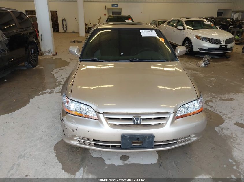 2001 Honda Accord 2.3 Ex VIN: 1HGCG556X1A062702 Lot: 43978823