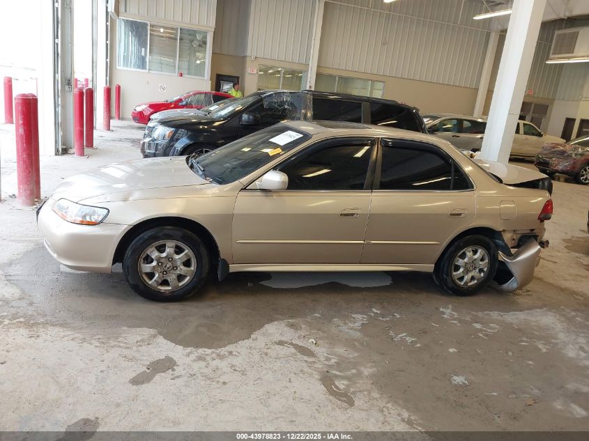 2001 Honda Accord 2.3 Ex VIN: 1HGCG556X1A062702 Lot: 43978823