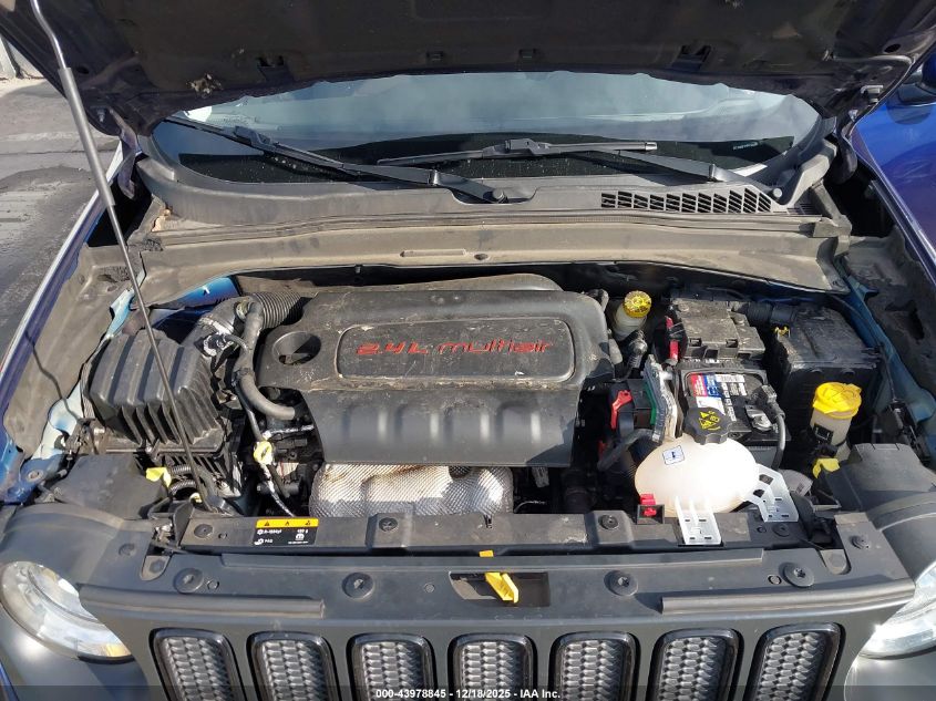 2017 Jeep Renegade Altitude Fwd VIN: ZACCJABB1HPF24388 Lot: 43978845