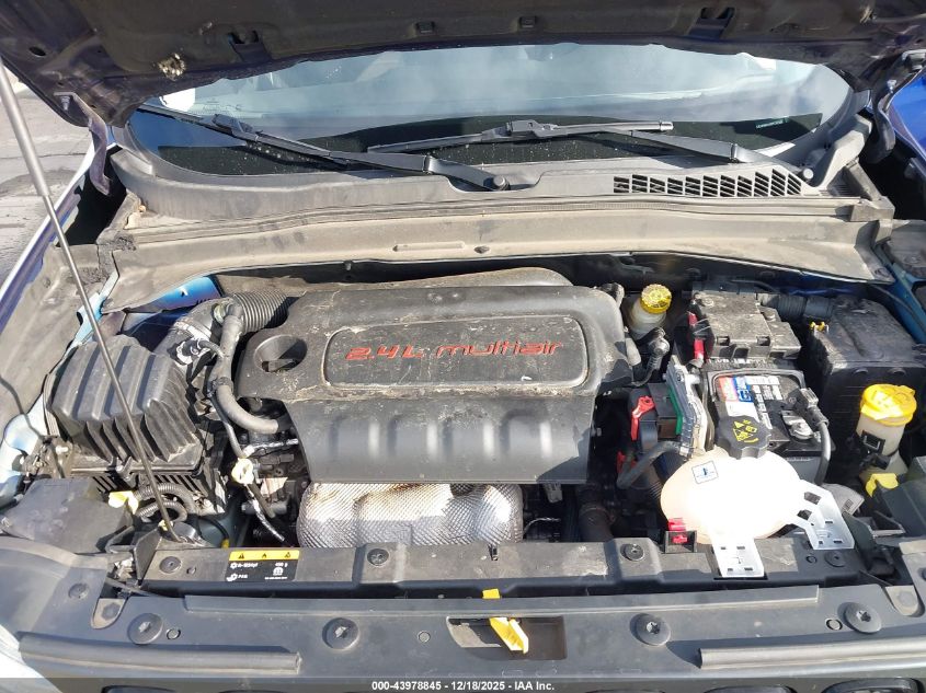 2017 Jeep Renegade Altitude Fwd VIN: ZACCJABB1HPF24388 Lot: 43978845