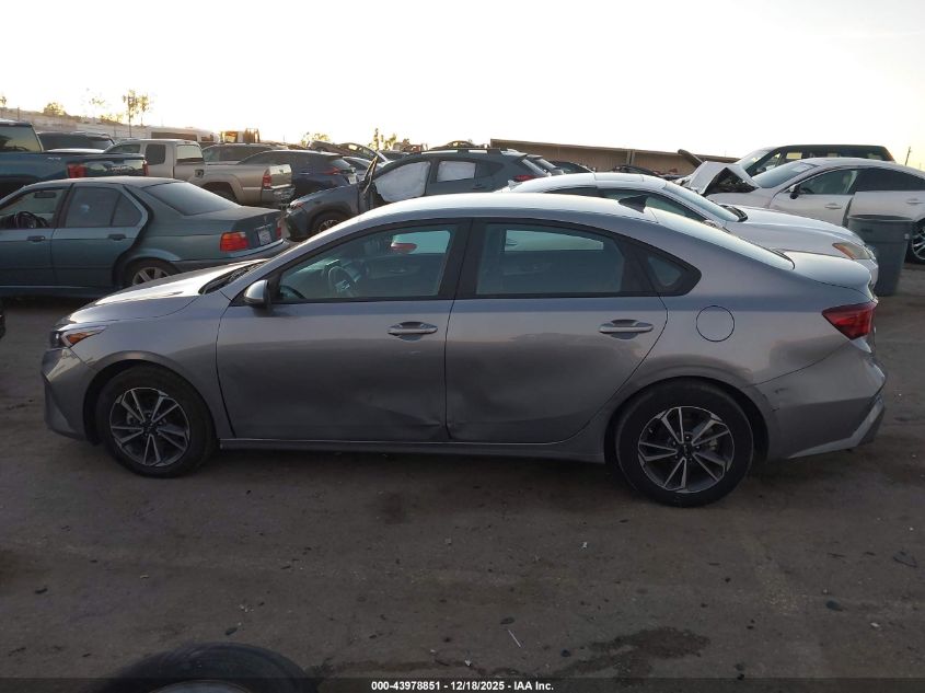 2023 Kia Forte Lxs VIN: 3KPF24AD0PE604114 Lot: 43978851