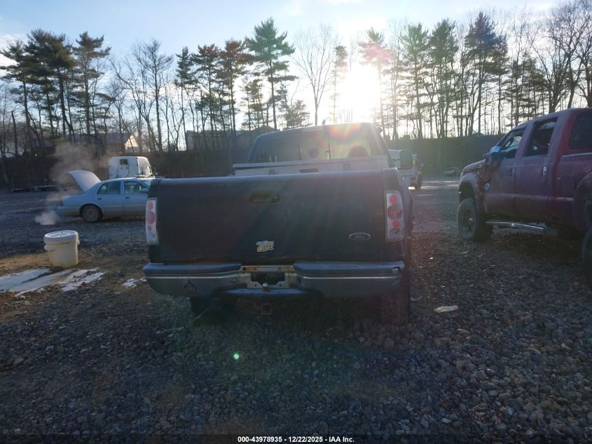 1999 Ford F-250 Lariat/Xl/Xlt VIN: 1FTNX21L4XEB00024 Lot: 43978935