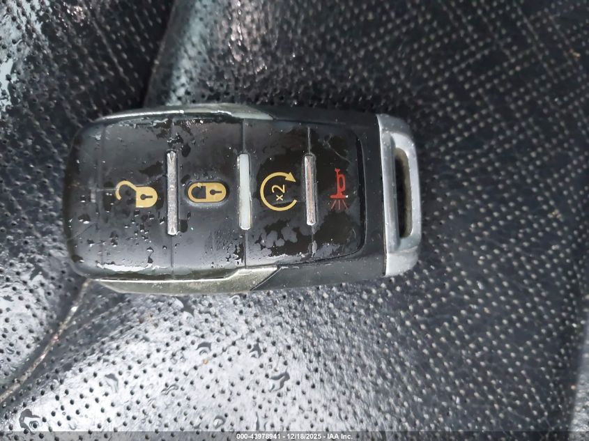 2019 Ram 1500 Laramie 4X4 5'7 Box VIN: 1C6SRFJT2KN740818 Lot: 43978941