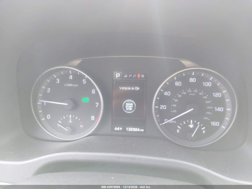 2017 Hyundai Elantra Limited VIN: 5NPD84LF2HH153477 Lot: 43978956