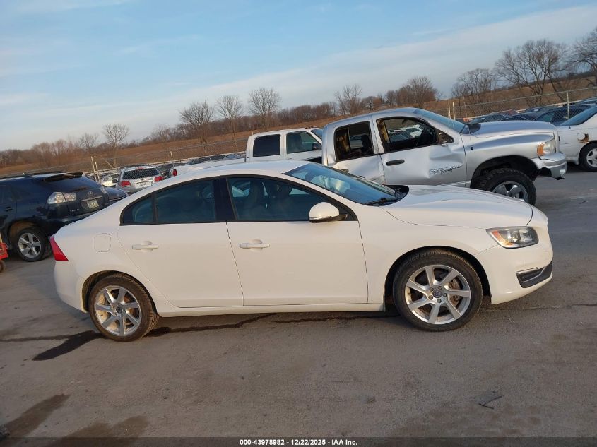 2014 Volvo S60 T5/T5 Platinum/T5 Premier/T5 Premier Plus VIN: YV1612FS3E2272432 Lot: 43978982