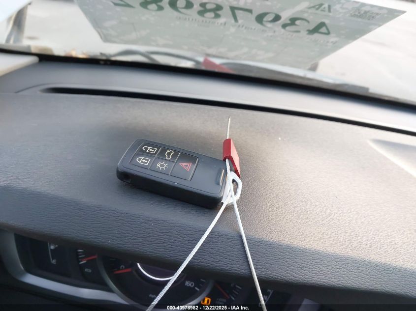 2014 Volvo S60 T5/T5 Platinum/T5 Premier/T5 Premier Plus VIN: YV1612FS3E2272432 Lot: 43978982