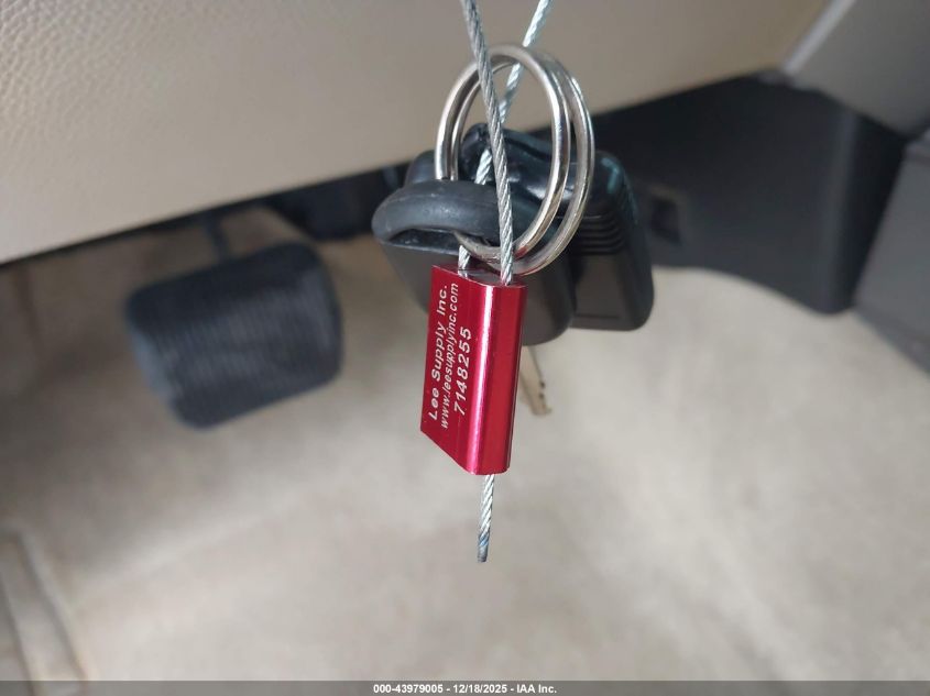 2011 Ford Expedition El Xlt VIN: 1FMJK1H53BEF27987 Lot: 43979005