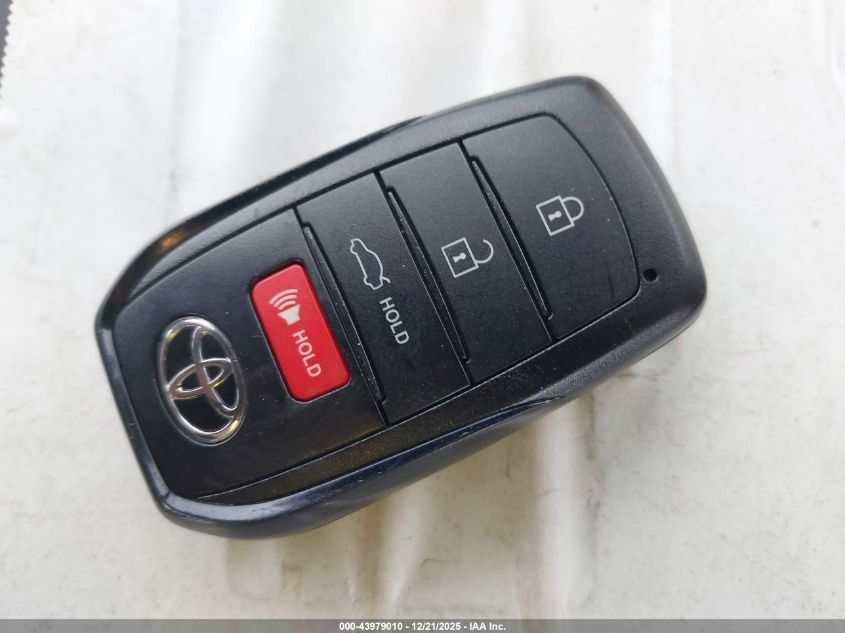 2025 Toyota Camry Se VIN: 4T1DBADKXSU033365 Lot: 43979010