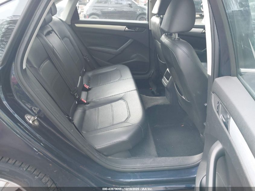 2012 Volkswagen Passat 2.5L Se VIN: 1VWBP7A34CC007023 Lot: 43979055